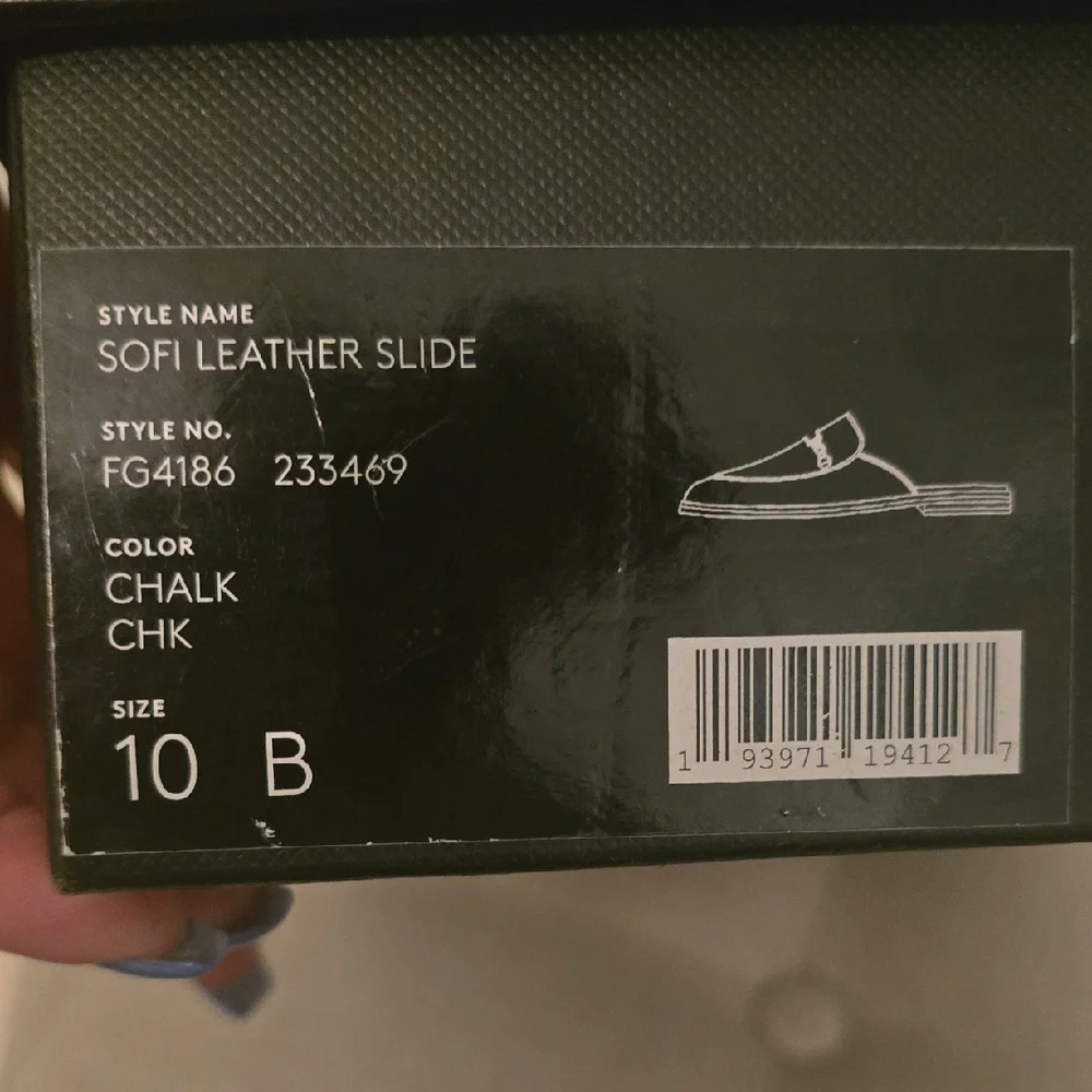 Coach White Leather Mules with Gold Chain - Picture 2 of 10